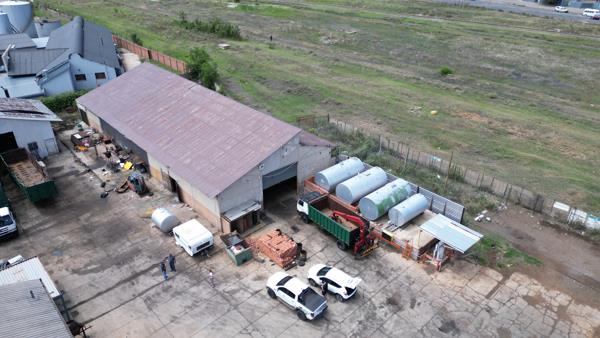 1 040 m² Industrial space