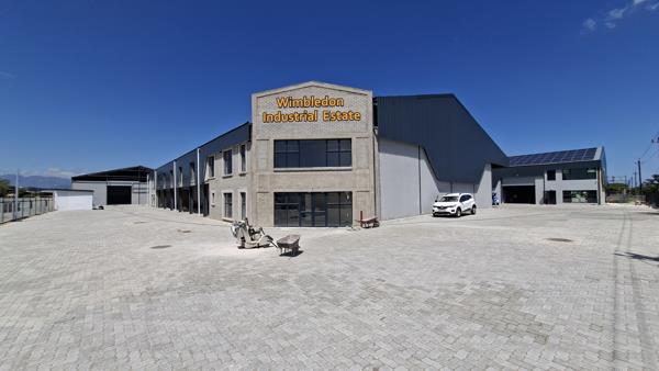 822 m² Industrial space