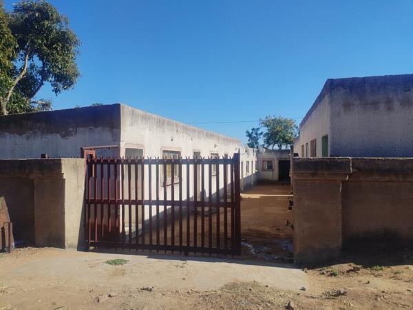 12 Bedroom House