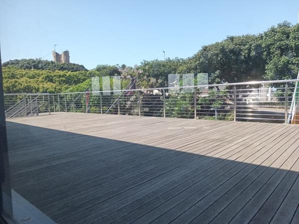 210 m² Retail Space