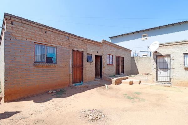 9 Bedroom House