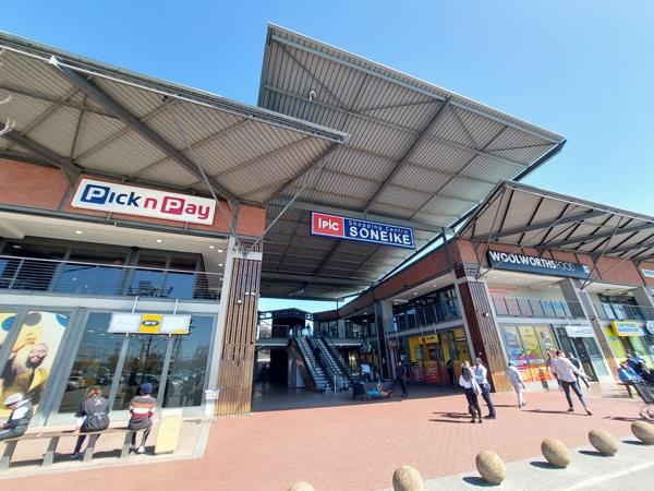 126 m² Retail Space
