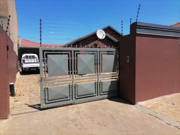 2 Bedroom House