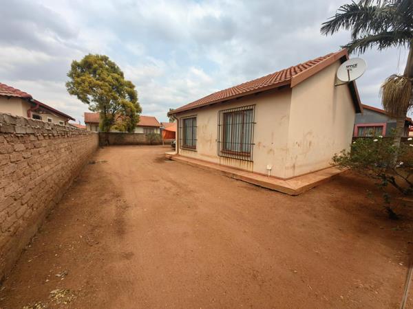2 Bedroom House