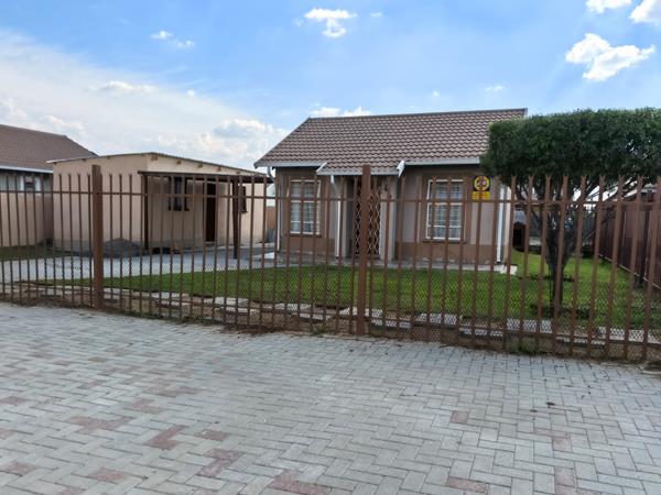 2 Bedroom House