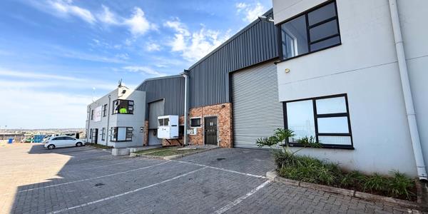 3 980 m² Industrial space