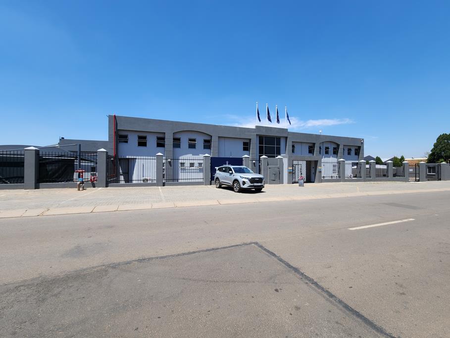 4 172 m² Industrial space