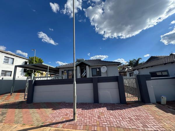 2 Bedroom House
