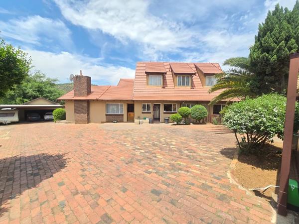 6 Bedroom House