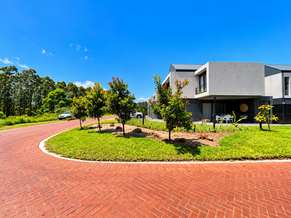 994 m² Land