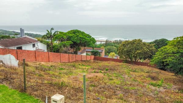 1 996 m² Land