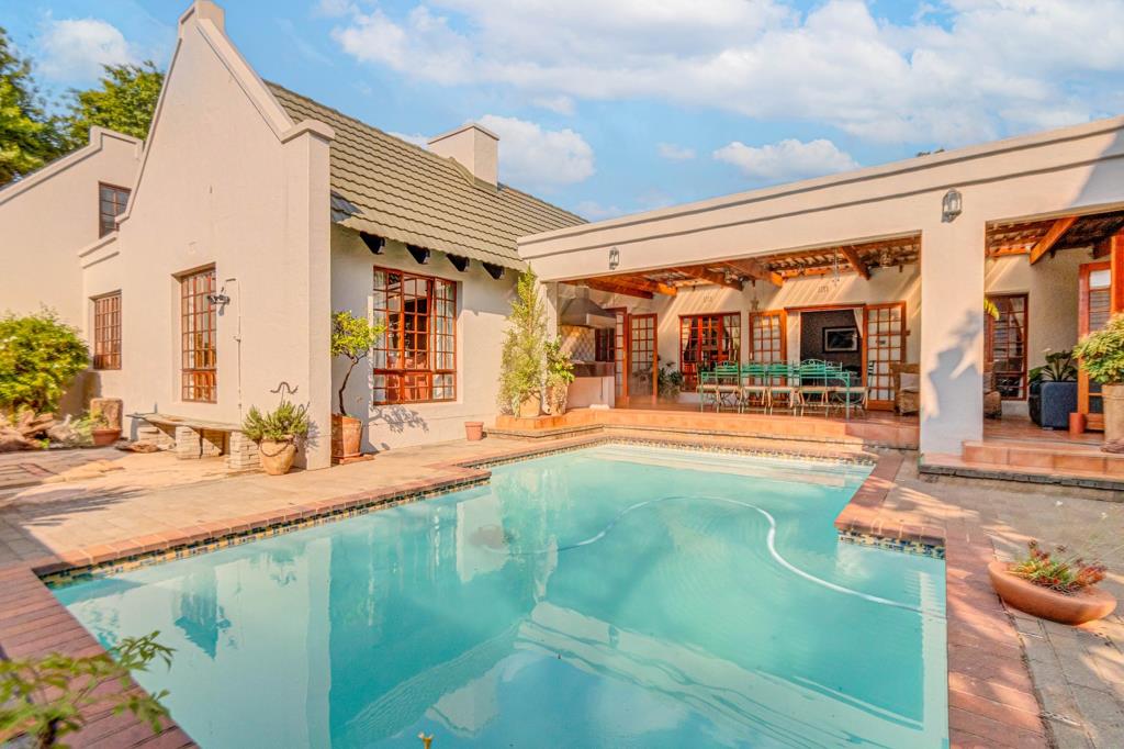 4 Bedroom House