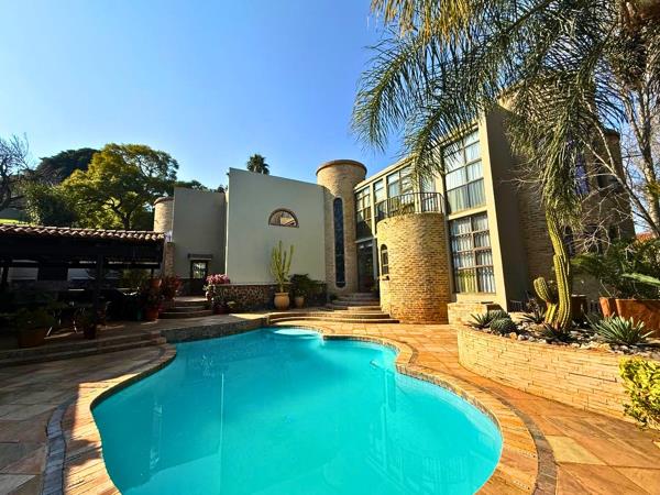 6 Bedroom House