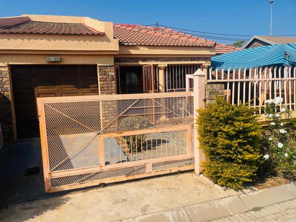 2 Bedroom House