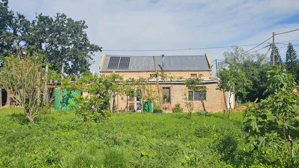2 Bedroom House