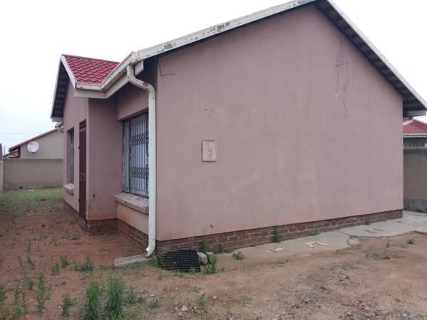 2 Bedroom House