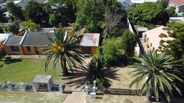 359 m² Land