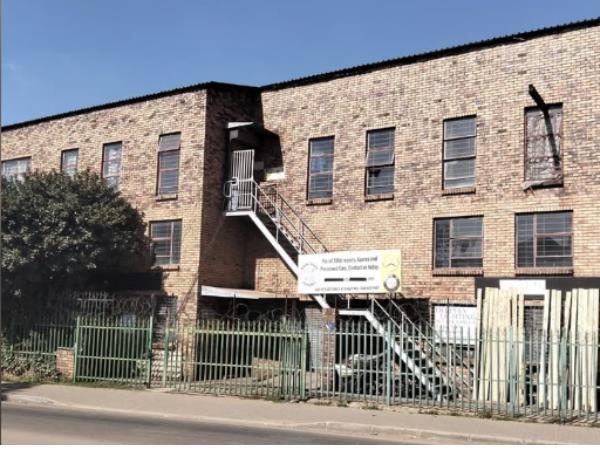 400 m² Commercial space