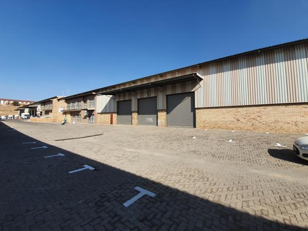 1 998 m² Industrial space