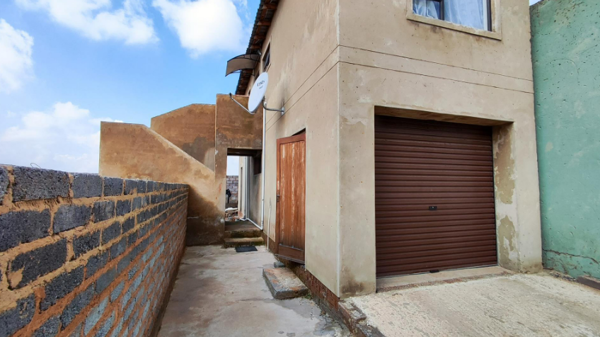 2 Bedroom House