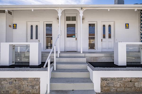 1 Bedroom House