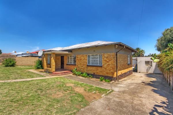 6 Bedroom House