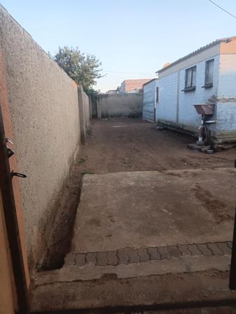 1 Bedroom House