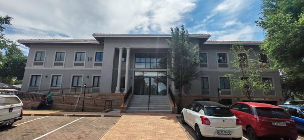 192 m² Office Space