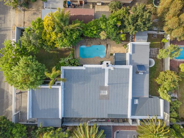 5 Bedroom House