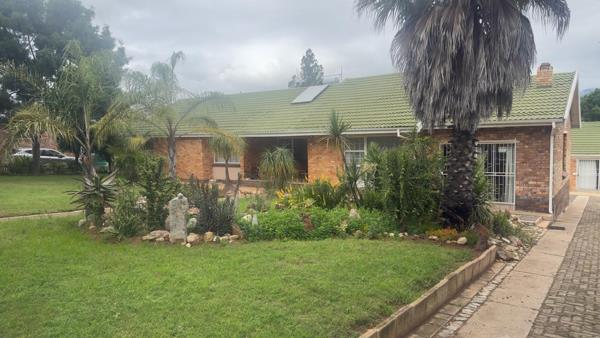 6 Bedroom House