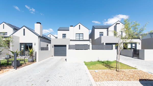 3 Bedroom Townhouse