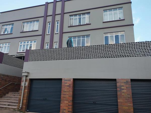 2.5 Bedroom Flat