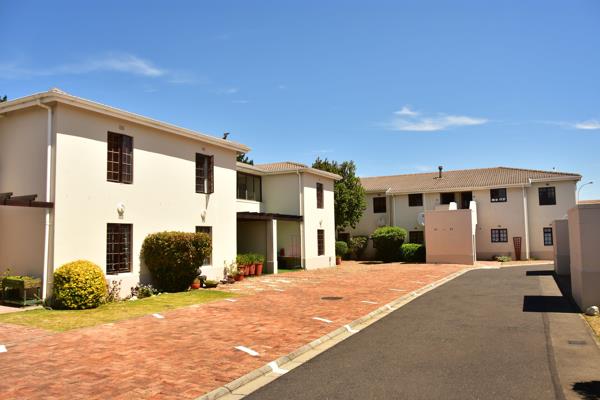 2 Bedroom Apartment in Edgemead