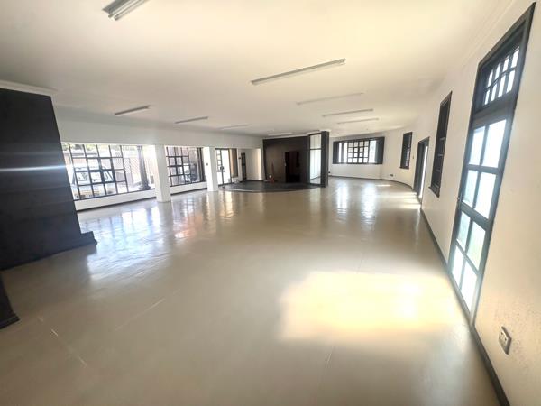 220 m² Retail Space