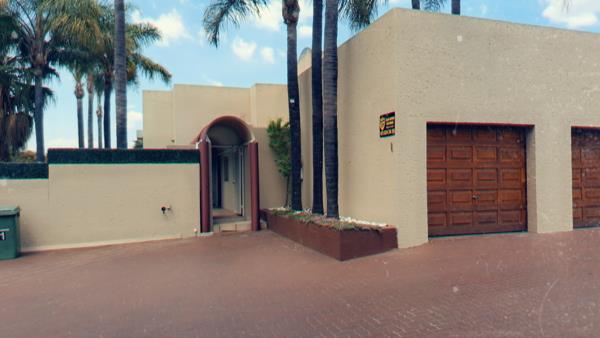 5 Bedroom Townhouse