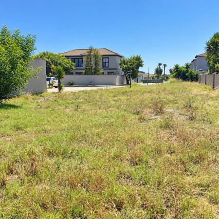 726 m² Land