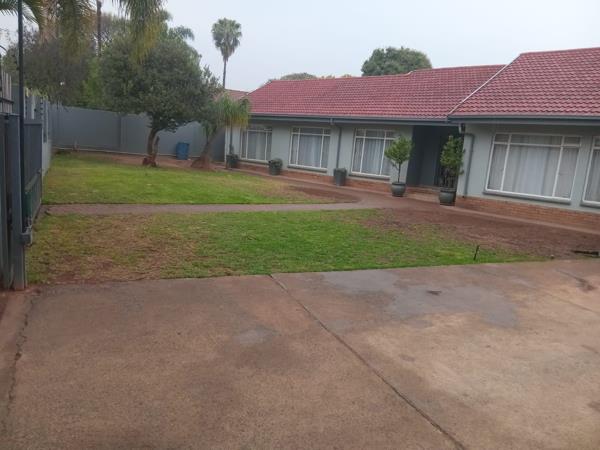 7 Bedroom House