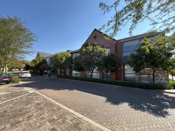 1 944 m² Commercial space