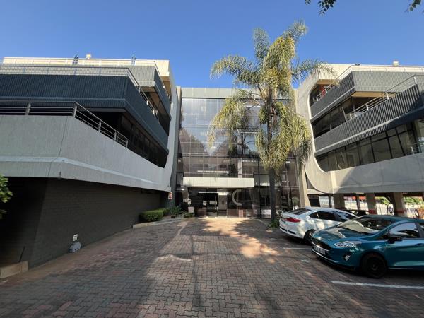 141 m² Commercial space