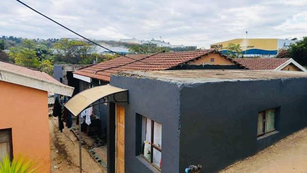 2 Bedroom House
