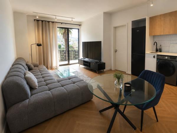 1 Bedroom Apartment in Century City