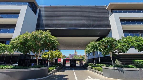 355 m² Office Space