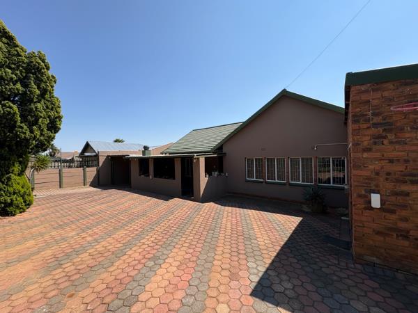 3 Bedroom Simplex