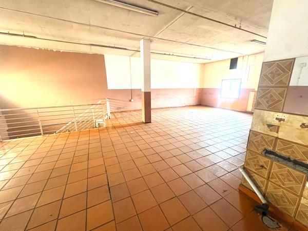 210 m² Retail Space