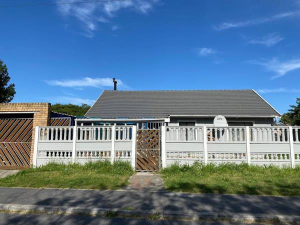 3 Bedroom House in Bishop Lavis