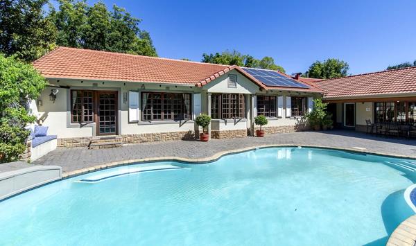 5 Bedroom House