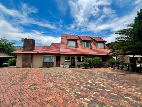 6 Bedroom House