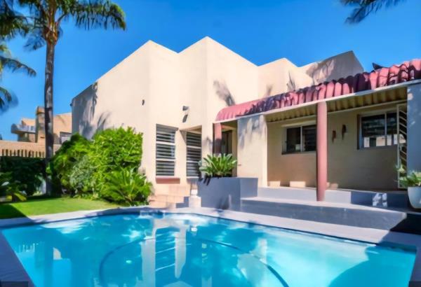 5 Bedroom Townhouse