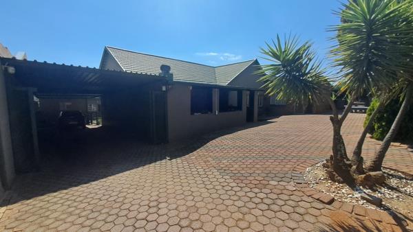 3 Bedroom Simplex