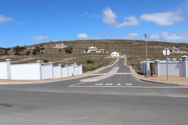 492 m² Land